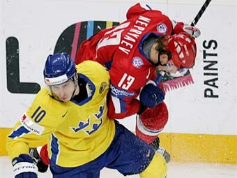 Фрагмент матча Швеция - Россия. Фото Александра Неменова, AFP